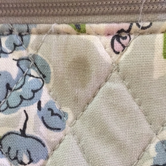 Vera Bradley Watercolor wristlet - Picture 4 of 4